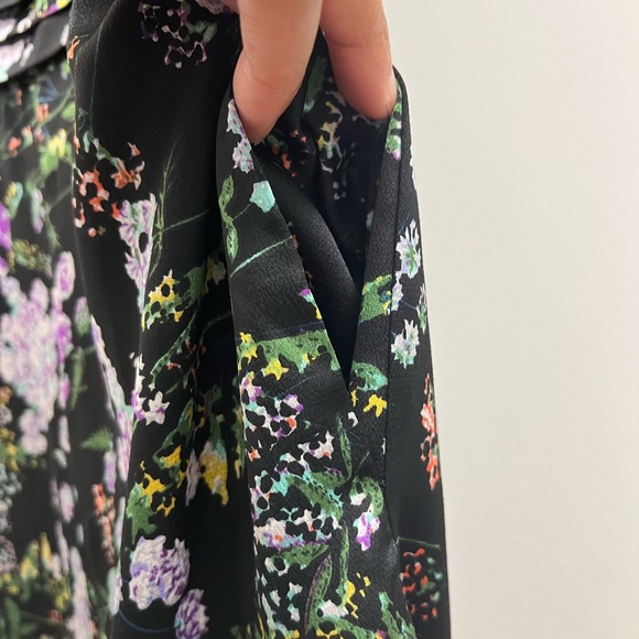 NWT Anthropologie Foxiedox Bow Shoulder Wide Leg Floral Jumpsuit - Picture 11 of 12